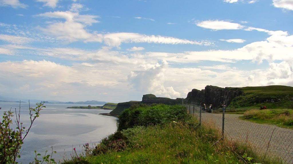 ai225.photobucket.com_albums_dd306_aserodio_Scotland_Isle_20ofd6645c3cdd12ee543e4fcefbdc643a46.jpg