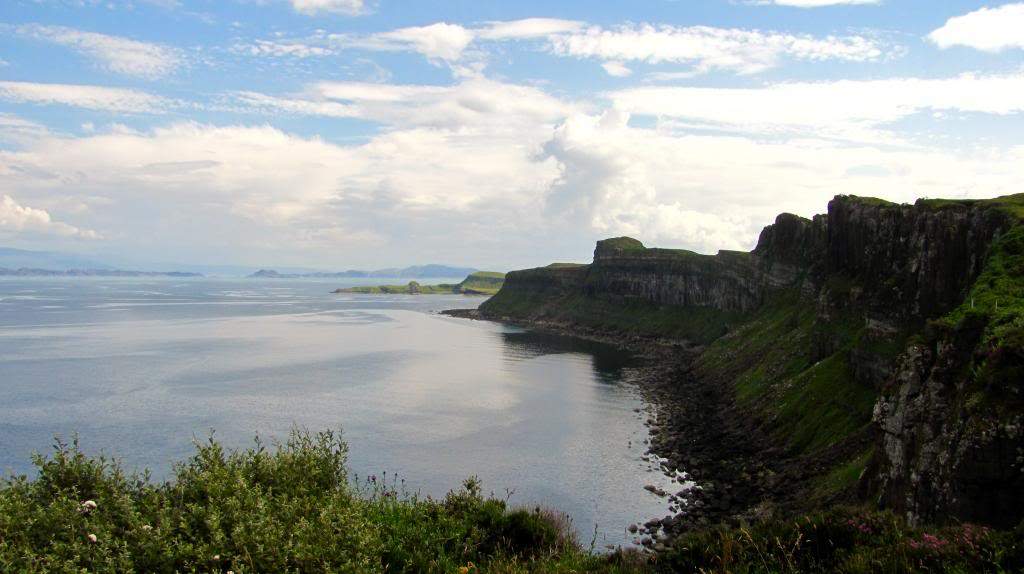 ai225.photobucket.com_albums_dd306_aserodio_Scotland_Isle_20ofe9053d780931413f3210a0c2ed1b9439.jpg