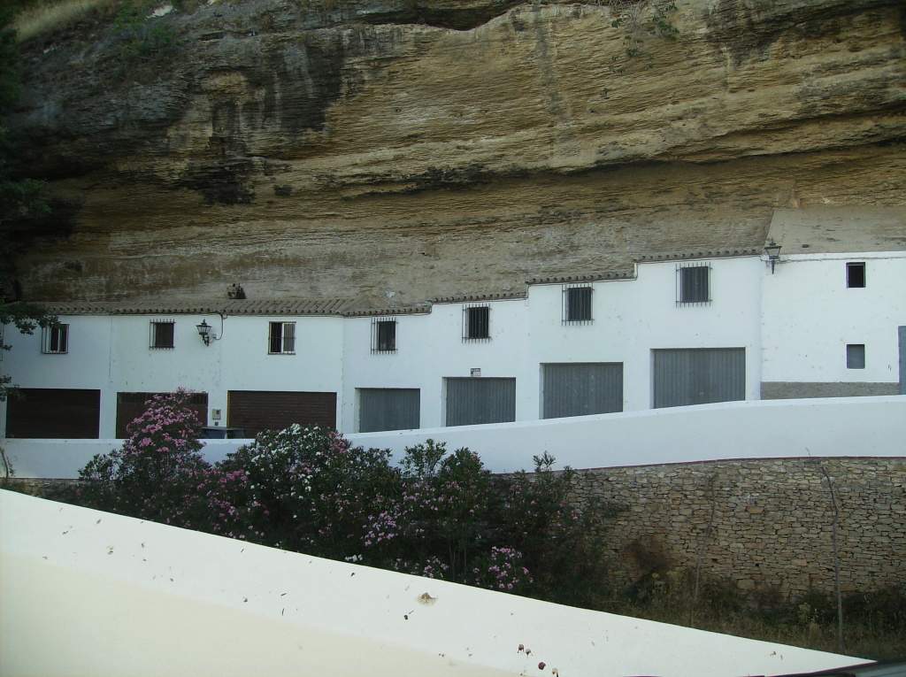 ai225.photobucket.com_albums_dd306_aserodio_SETENIL_20DE_20LAS_20BODEGAS_FRIAS2012470.jpg