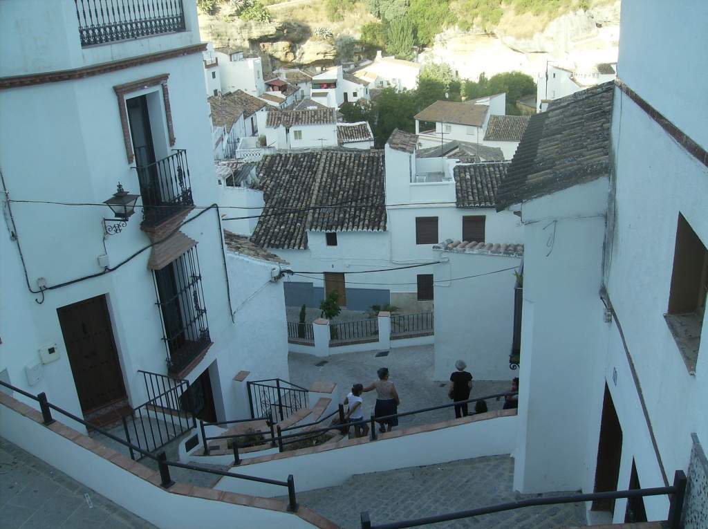 ai225.photobucket.com_albums_dd306_aserodio_SETENIL_20DE_20LAS_20BODEGAS_FRIAS2012506.jpg