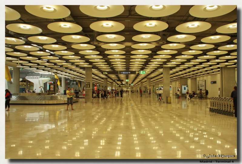 ai225.photobucket.com_albums_dd86_JJPPMM_7316_Madrid.jpg