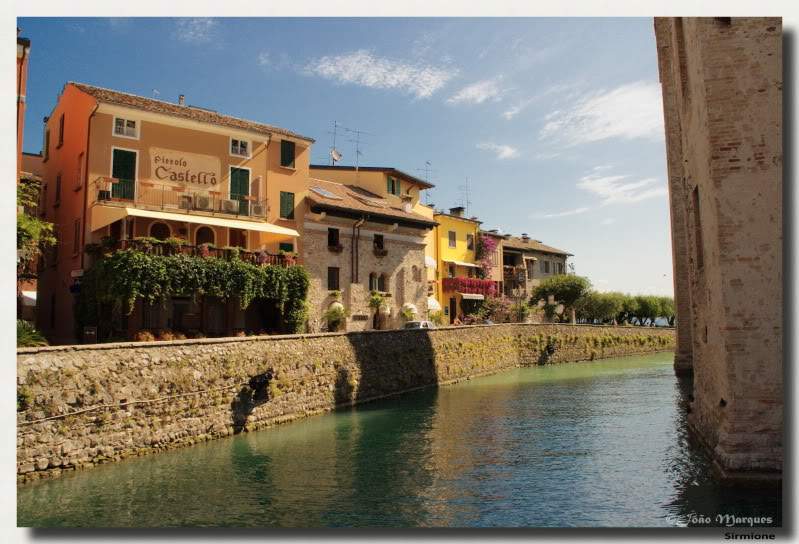 ai225.photobucket.com_albums_dd86_JJPPMM_7375_Sirmione.jpg