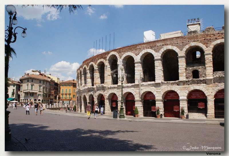 ai225.photobucket.com_albums_dd86_JJPPMM_7408_Verona.jpg