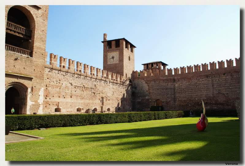 ai225.photobucket.com_albums_dd86_JJPPMM_7481_Verona.jpg