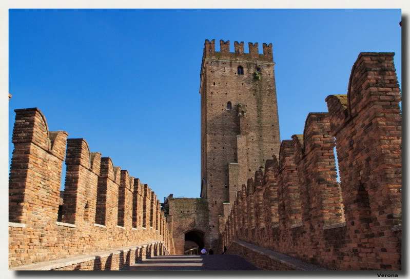 ai225.photobucket.com_albums_dd86_JJPPMM_7488_Verona.jpg
