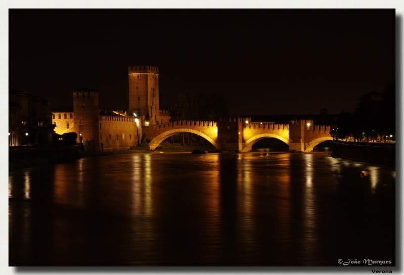 ai225.photobucket.com_albums_dd86_JJPPMM_7516_Verona.jpg