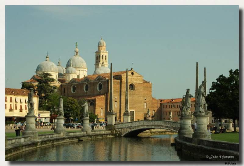 ai225.photobucket.com_albums_dd86_JJPPMM_7588_Padua.jpg
