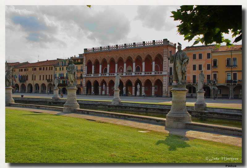ai225.photobucket.com_albums_dd86_JJPPMM_7592_Padua.jpg