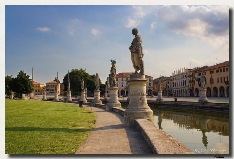 ai225.photobucket.com_albums_dd86_JJPPMM_7594_Padua.jpg