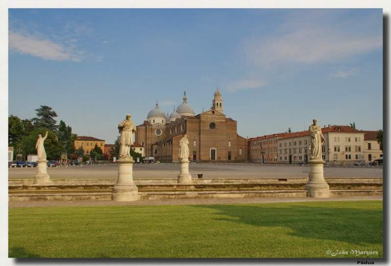 ai225.photobucket.com_albums_dd86_JJPPMM_7597_Padua.jpg