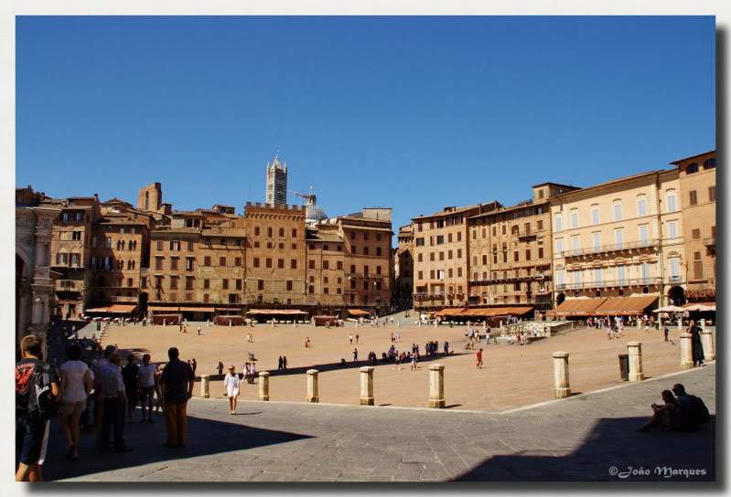ai225.photobucket.com_albums_dd86_JJPPMM_8496_Siena.jpg