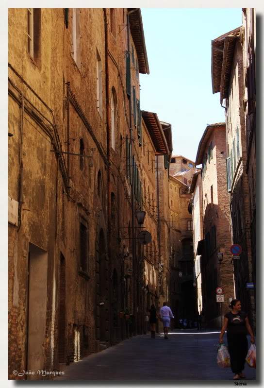 ai225.photobucket.com_albums_dd86_JJPPMM_8513_Siena.jpg