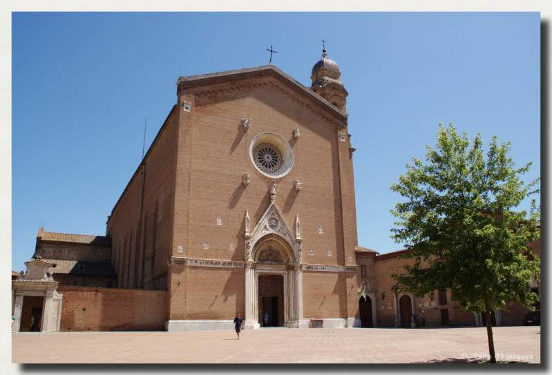 ai225.photobucket.com_albums_dd86_JJPPMM_8515_Siena.jpg