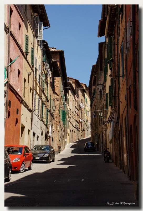 ai225.photobucket.com_albums_dd86_JJPPMM_8570_Siena.jpg