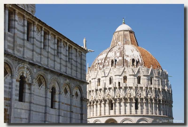 ai225.photobucket.com_albums_dd86_JJPPMM_8774_Pisa.jpg