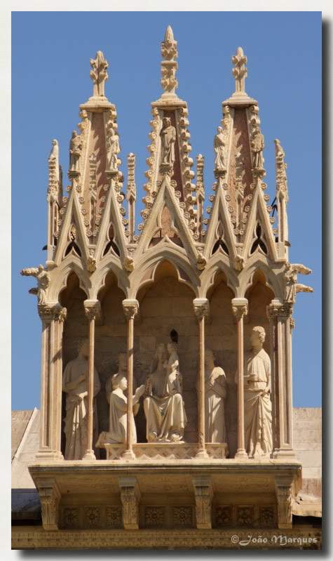 ai225.photobucket.com_albums_dd86_JJPPMM_8775_Pisa.jpg
