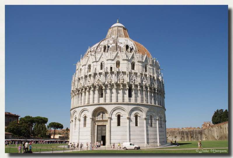 ai225.photobucket.com_albums_dd86_JJPPMM_8776_Pisa.jpg