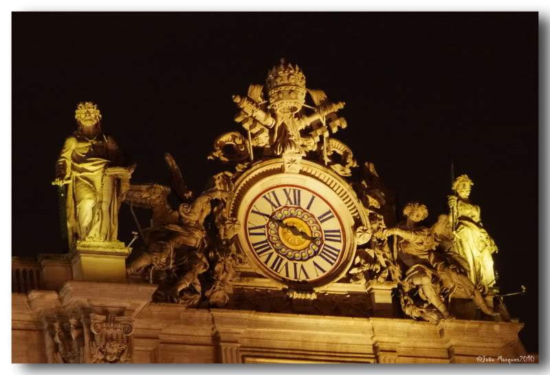 ai225.photobucket.com_albums_dd86_JJPPMM_BasilicaNoite13.jpg