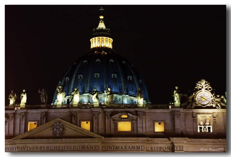 ai225.photobucket.com_albums_dd86_JJPPMM_BasilicaNoite9.jpg