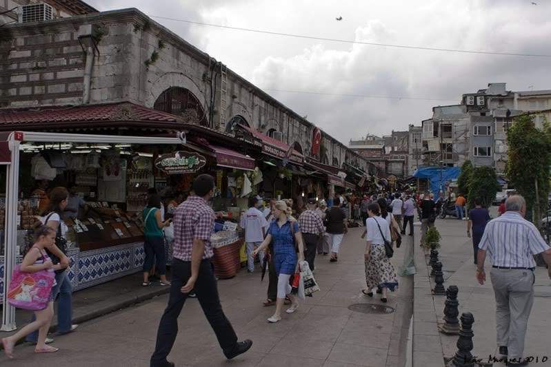 ai225.photobucket.com_albums_dd86_JJPPMM_Istambul_Bazarespeciarias1.jpg