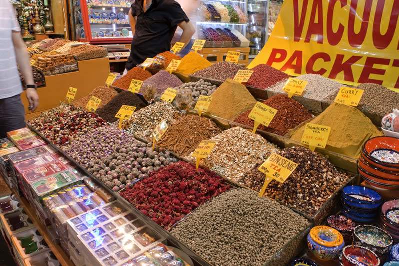 ai225.photobucket.com_albums_dd86_JJPPMM_Istambul_Bazarespeciarias3.jpg
