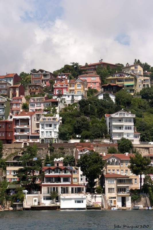 ai225.photobucket.com_albums_dd86_JJPPMM_Istambul_Bosforo14.jpg