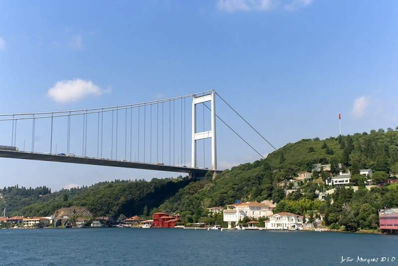 ai225.photobucket.com_albums_dd86_JJPPMM_Istambul_Bosforo20.jpg