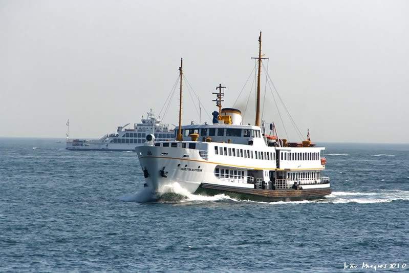 ai225.photobucket.com_albums_dd86_JJPPMM_Istambul_Bosforo48.jpg