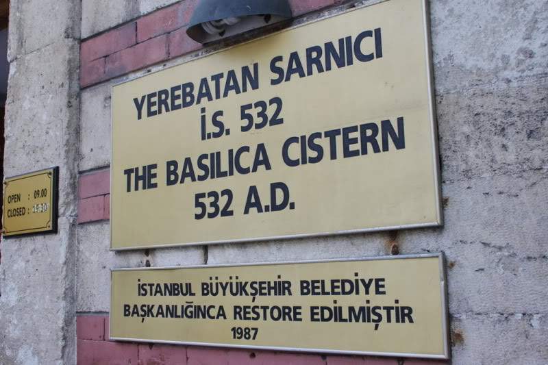 ai225.photobucket.com_albums_dd86_JJPPMM_Istambul_Cisterna.jpg