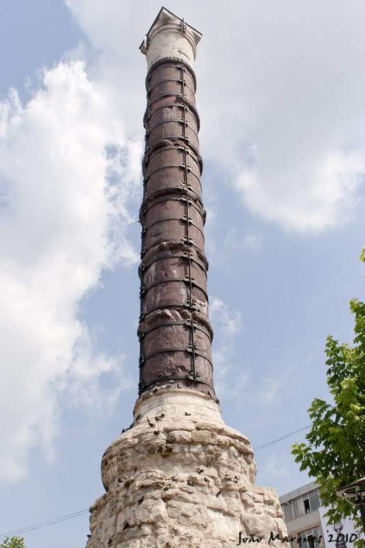 ai225.photobucket.com_albums_dd86_JJPPMM_Istambul_ColunaConstantino.jpg