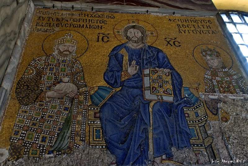 ai225.photobucket.com_albums_dd86_JJPPMM_Istambul_HagiaSophia16.jpg