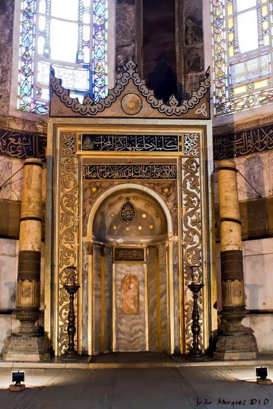 ai225.photobucket.com_albums_dd86_JJPPMM_Istambul_HagiaSophia8.jpg