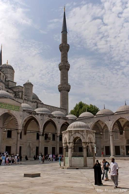 ai225.photobucket.com_albums_dd86_JJPPMM_Istambul_MesquitaAzul__8.jpg