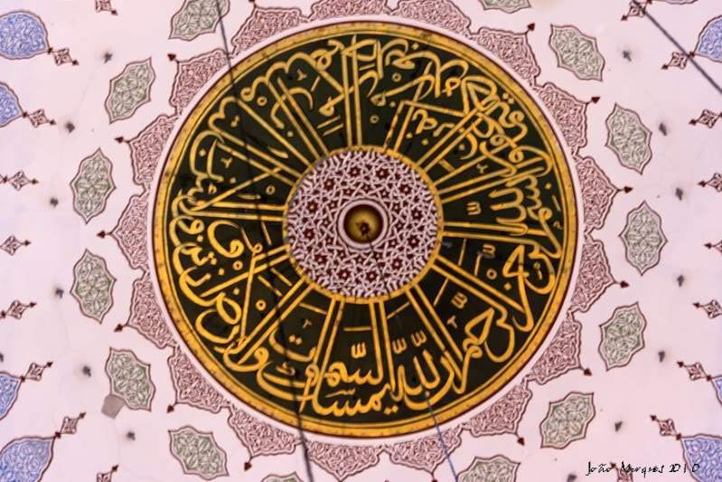 ai225.photobucket.com_albums_dd86_JJPPMM_Istambul_MesquitaNova14.jpg