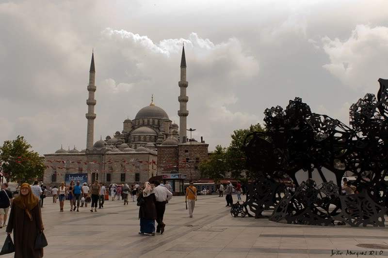 ai225.photobucket.com_albums_dd86_JJPPMM_Istambul_MesquitaNova22.jpg