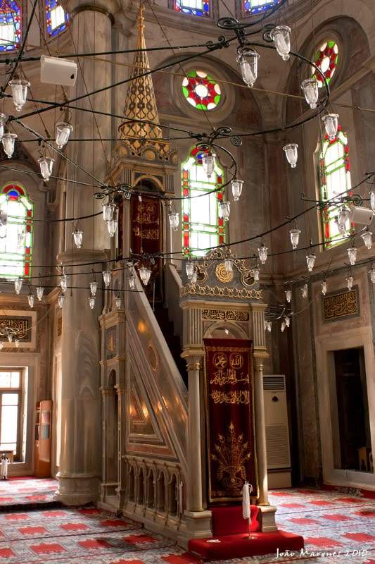 ai225.photobucket.com_albums_dd86_JJPPMM_Istambul_MesquitaTulipa5.jpg