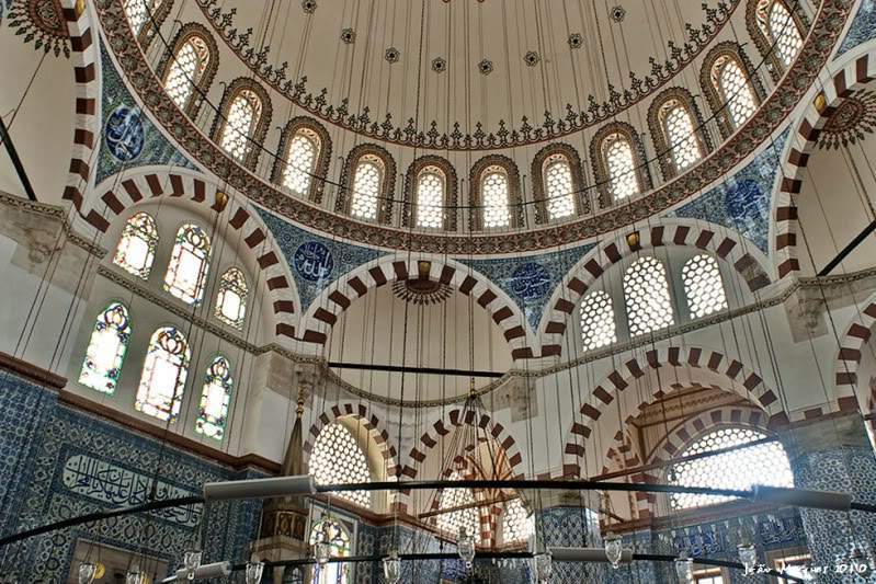 ai225.photobucket.com_albums_dd86_JJPPMM_Istambul_RustiPass13.jpg