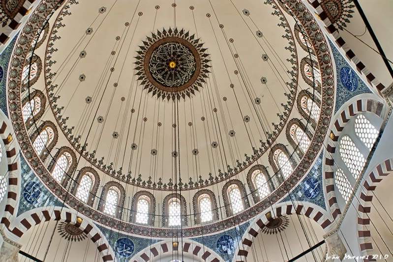 ai225.photobucket.com_albums_dd86_JJPPMM_Istambul_RustiPass9.jpg