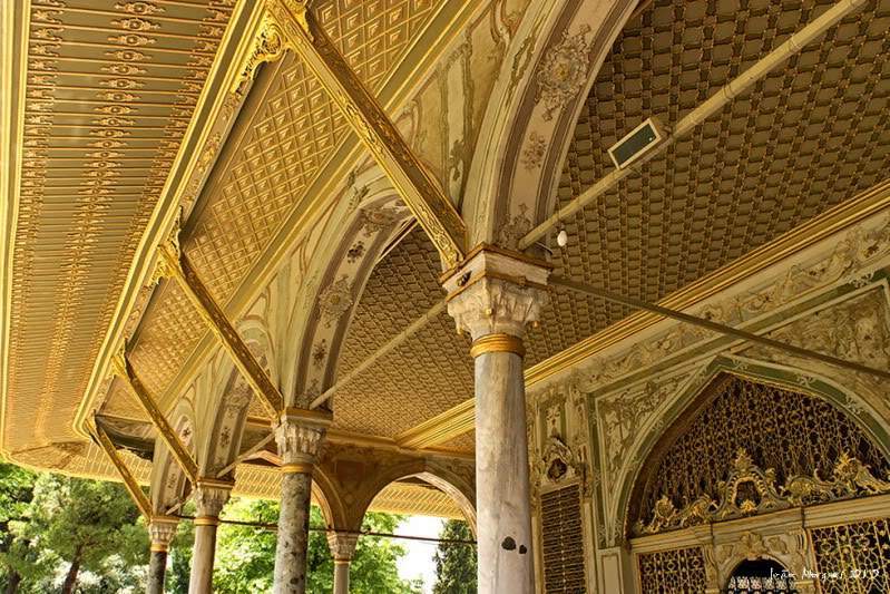 ai225.photobucket.com_albums_dd86_JJPPMM_Istambul_TopkapiHarem11.jpg