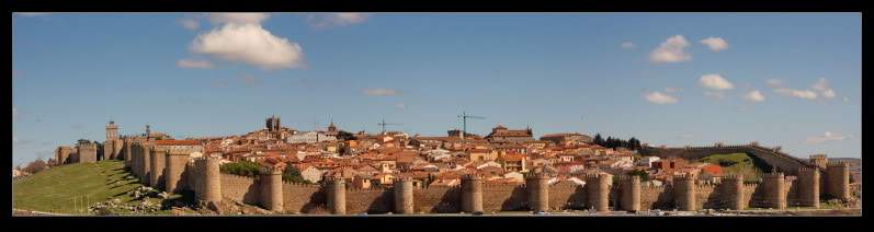 ai225.photobucket.com_albums_dd86_JJPPMM_PanormicaAvila.jpg