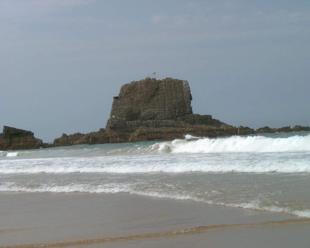 ai259.photobucket.com_albums_hh317_sapmiranda_ZambujeiradoMar_MquinadoHlder116.jpg
