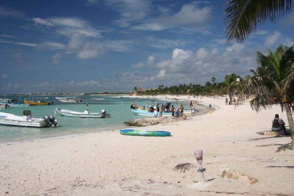 ai263.photobucket.com_albums_ii155_hugo_feliciano_akumal.jpg