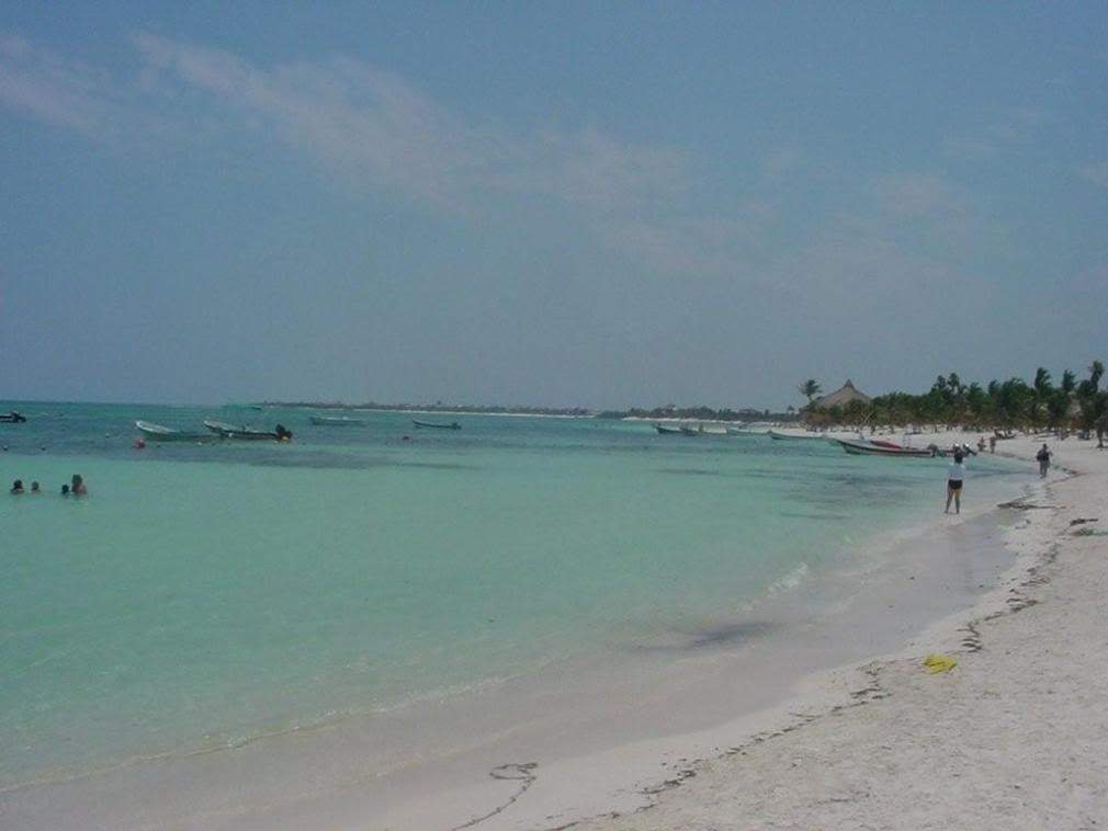 ai263.photobucket.com_albums_ii155_hugo_feliciano_DSC00104.jpg