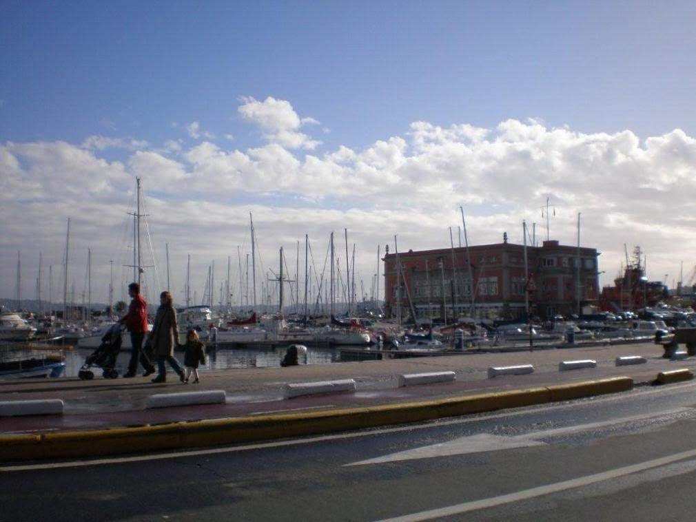 ai263.photobucket.com_albums_ii155_hugo_feliciano_PC020103.jpg