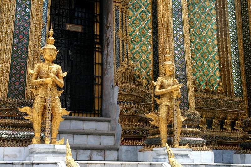 ai270.photobucket.com_albums_jj106_Jorge_Goncalves_Viagens_24_20Tailandia_202012_Tailandia017.jpg