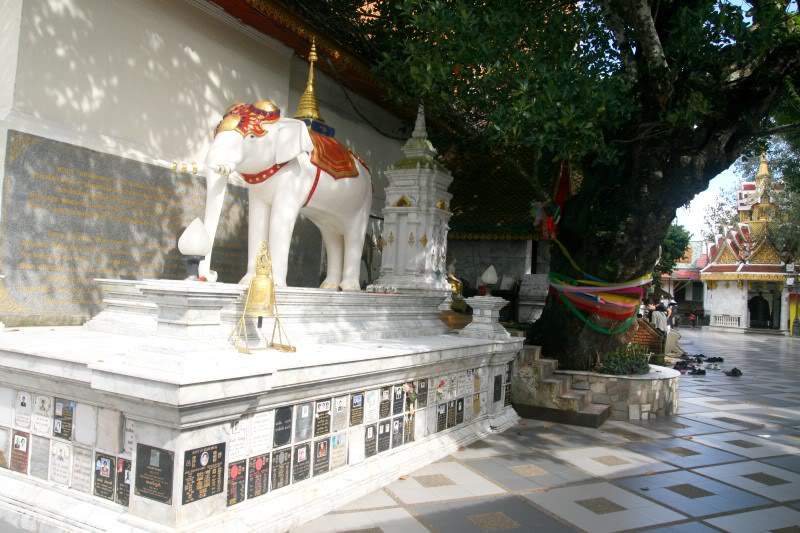 ai270.photobucket.com_albums_jj106_Jorge_Goncalves_Viagens_24_20Tailandia_202012_Tailandia138.jpg