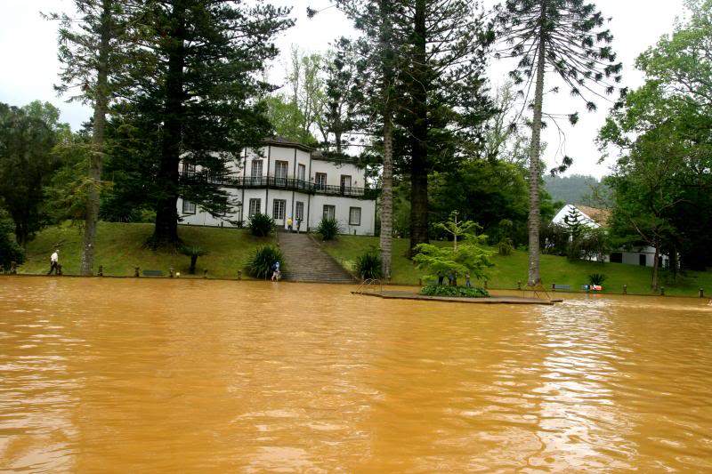 ai270.photobucket.com_albums_jj106_Jorge_Goncalves_Viagens_26_90df7f0832ad774c51ba909c80b40045.jpg