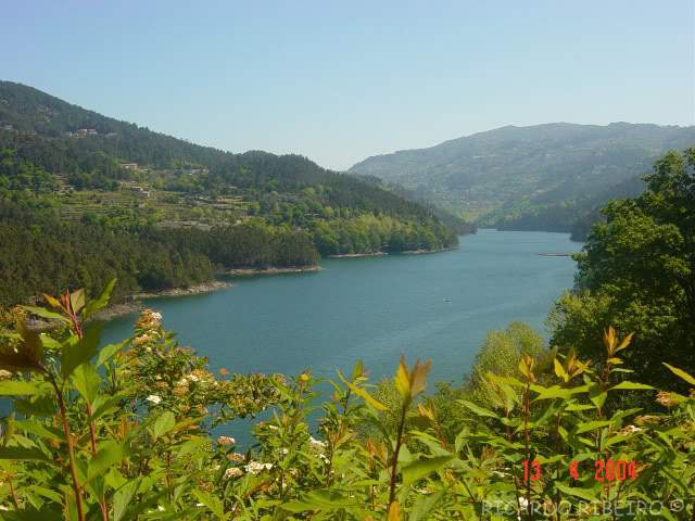 ai279.photobucket.com_albums_kk126_Rimeri_Paisagens_Geres06.jpg