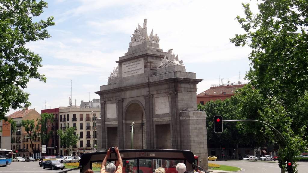 ai288.photobucket.com_albums_ll199_lipept_Madrid_DSC01185_zpsgvsimljp.jpg
