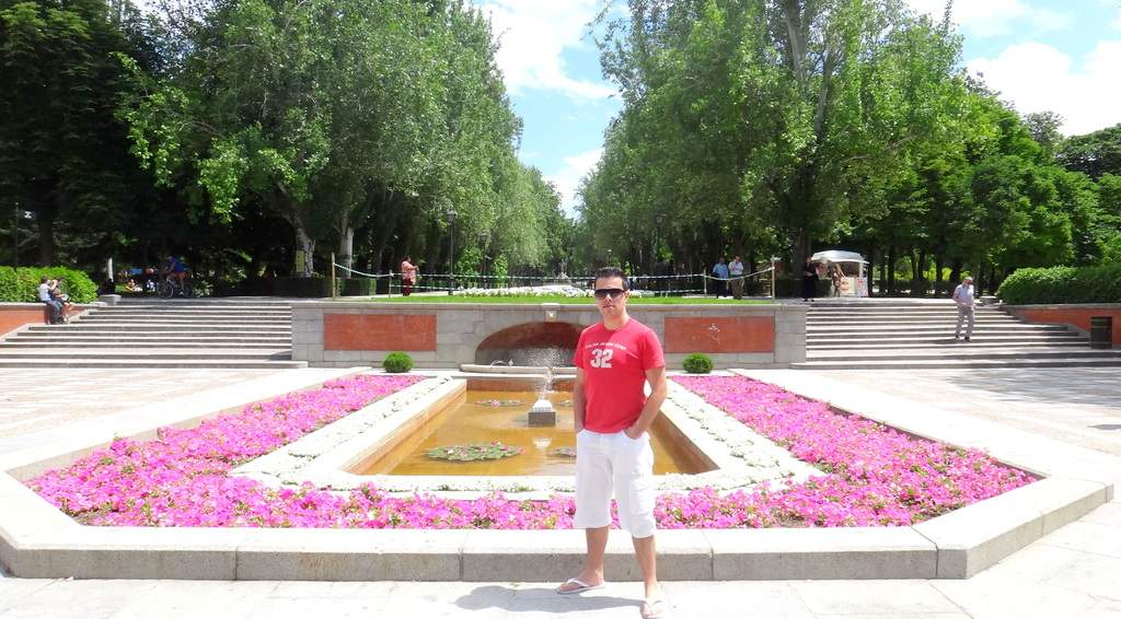 ai288.photobucket.com_albums_ll199_lipept_Madrid_DSC01213_zpsjlffaon7.jpg